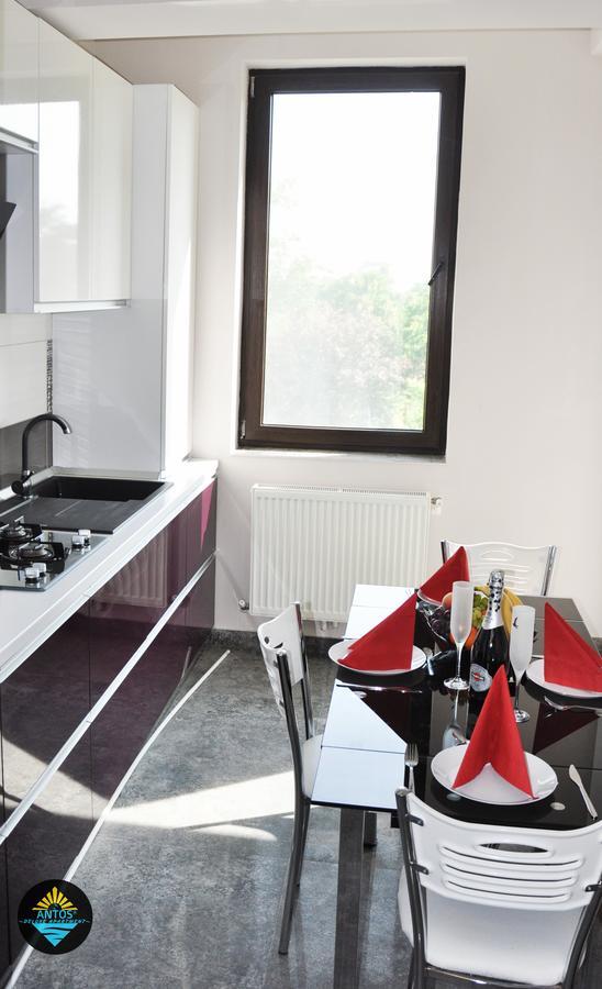 קונסטנצה Antos Deluxe Apartment מראה חיצוני תמונה