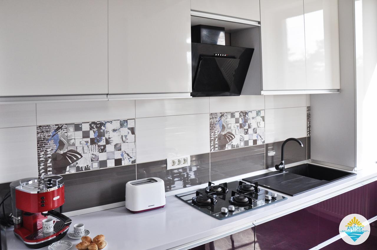 קונסטנצה Antos Deluxe Apartment מראה חיצוני תמונה